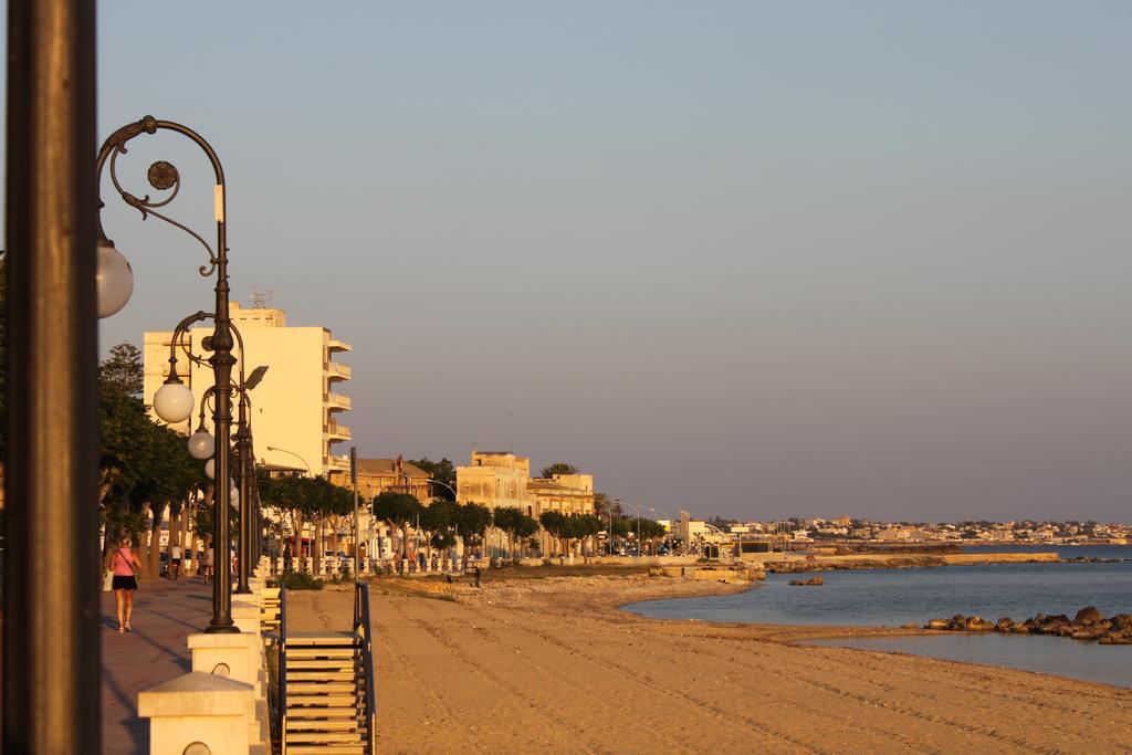 مازارا ديل فالو Siculandia Residence المظهر الخارجي الصورة