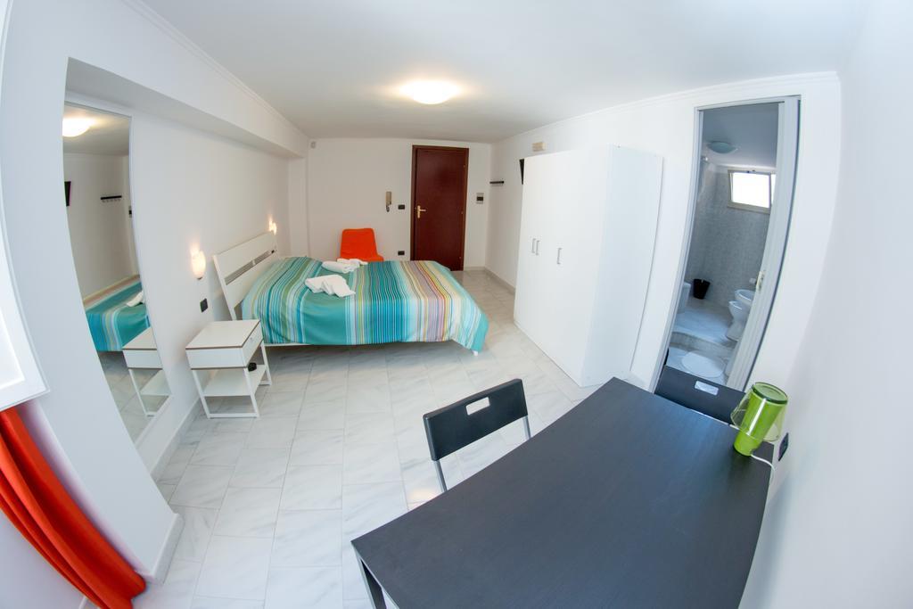 مازارا ديل فالو Siculandia Residence الغرفة الصورة